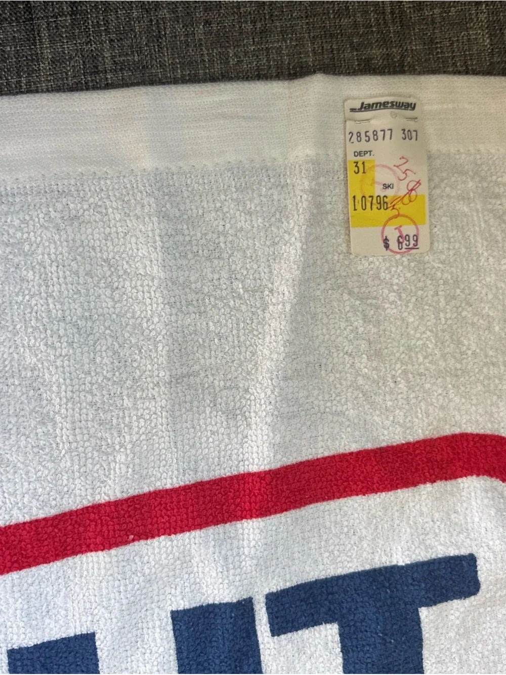New rare 80s 1980 Bud Light Spuds Mackenzie Beach Towel vintage collectible